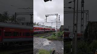 😍14707RANAKPUR EXPRESS LalgarhDadar Arriving with WAP5🦾🔥shorts indianrailways youtubeshorts [upl. by Lucille]