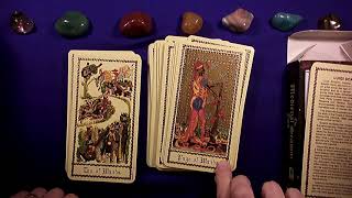 Tarot Medieval de Scapini review en español [upl. by Farlee]