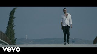 Panos Mouzourakis  Αυτή Είναι Η Ζωή Official Music Video [upl. by Deppy284]