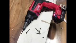 Quick Demo Milwaukee 286620 M18 FUEL Drywall Screw Gun [upl. by Herring18]