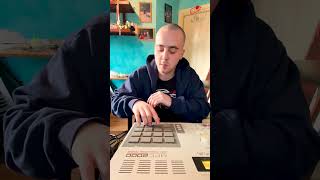 Classic old school beats on the mpc 2000 [upl. by Sidnak437]