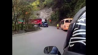 Carretera alto de la linea a calarca  quindio tour en moto por colombia [upl. by Socher]