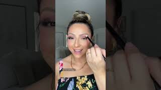 Easy smokey eye tutorial Using just one palette😍 makeuptutorial easymakeup [upl. by Natie]