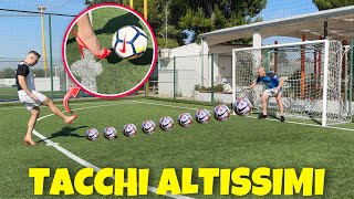 SFIDA SUL CAMPO DA CALCIO CON I TACCHI ALTISSIMI  È IMPOSSIBILE [upl. by Draw731]