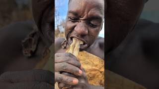 Wow what a delicious breakfast See how Hadza cooks their favorite food middle of nowherevillagelife [upl. by Libb]