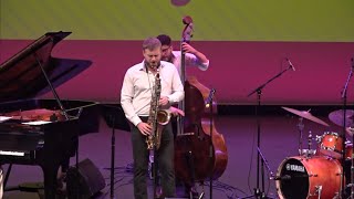 Julian Lee Quartet plays “Eddie Harris” by Bill Lee [upl. by Enyrehtak115]