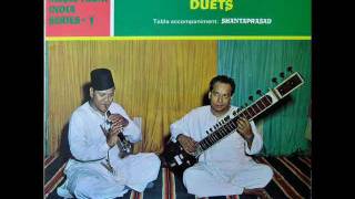 Vilayat Khan amp Bismillah Khan  Chaiti Dhun [upl. by Aldridge]