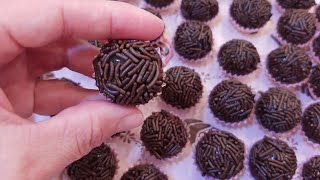 RECEITA DE BRIGADEIRO TRADICIONAL rende 50 unidades sucesso garantido nas festas [upl. by Werdnaed916]