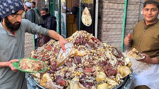 Peshawari Kabuli Pulao  Afghani Zaiqa Chawal  Giant Meat Pulau Mountain  Street Food Peshawar [upl. by Ame]