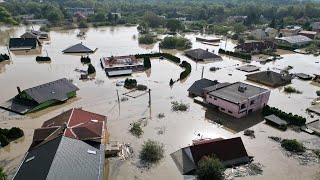 Sytuacja z odpływem ścieków z Czech do Polski za pośrednictwem Odry jest niepokojąca [upl. by Attenat657]