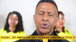 Mifohaza  Tanora Masina Itaosy feat Ampifitia et Hosana Ambohijatovo Fitiavana [upl. by Squire773]