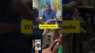 Gringo bailando Merengue típico Cibaeño [upl. by Bonnes]