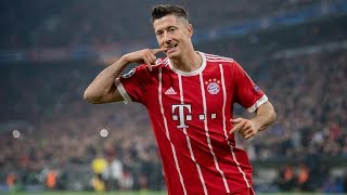 How To Play As A Striker  Robert Lewandowski Player Analysis [upl. by Lavern]