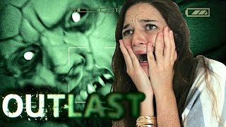 MI NOVIA JUGANDO OUTLAST  JuegaGerman [upl. by Delaine206]