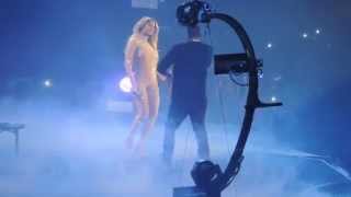 Beyoncé Ft JayZ  Drunk In Love in Lisboa  27032014 The Mrs Carter Show [upl. by Jannel]