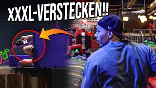 XXL VERSTECKEN CHALLENGE IM TRAMPOLINPARK [upl. by Enobe]