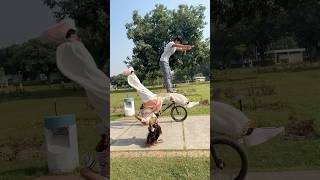 Kamal kr dia 😍 shorts ytshorts gymnast viralvideo [upl. by Acirahs]