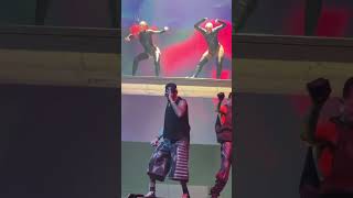 Chris Brown dance to soak city part 5 chrisbrown 1111tour dance [upl. by Hedva]