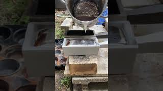 flüssiges Aluminium im Spargeltopf schmelzen Melt liquid aluminum in the asparagus pot asmr copper [upl. by Anairb225]