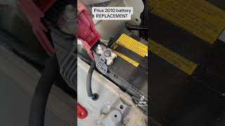 Prius 2010 12 volt battery replacement procedure DIY prius [upl. by Lahcsap]