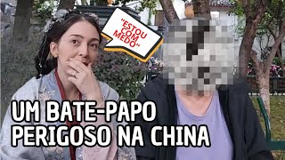 A Conversa Mais Assustadora Que Tive na China [upl. by Suiluj]