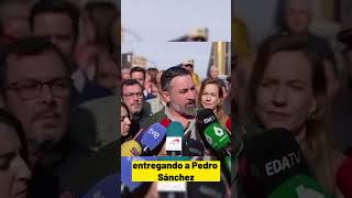 Santiago Abascal  ¿Apoyaría Vox una moción de censura del Partido Popular contra Pedro Sánchez [upl. by Adelaide512]