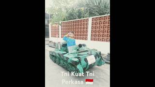 TNI Kuat TNI Perkasa Sepeda tank hias [upl. by Nicko]