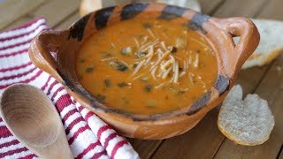 Sopa de Fideo con Calabacitas  Cocina Mexicana [upl. by Naziaf]