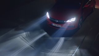 Opel Astra Intellilux LED matrycowe adaptacyjne reflektory LED  nocny test  1001cars [upl. by Ahsinra]