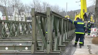 THW baut Behelfsbrücke über den Josefsbach [upl. by Teraj]