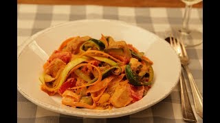 ZucchiniKarottenNudeln mit Hähnchen amp Tomate [upl. by Andres989]