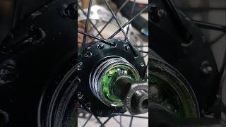 Así actúa tu rolinera engrasada 🔧🫡 milanbikes shorts amazing bike [upl. by Suzan]