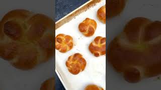 Sourdough Garlic Knots 🧄 Soft pullapart dough with a fragrant garlic butter shorts sourdough [upl. by Ahsinid]