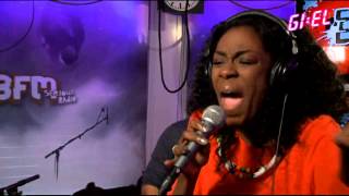 Giovanca  Papaoutai Stromae cover Live bij Giel 3FM 3122013 [upl. by Enileda]