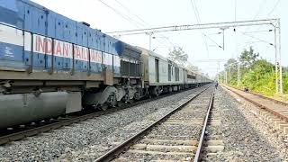 15910 Avadh Assam Express overtaking 15901 Lumding  Tinsukia [upl. by Luisa]