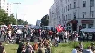 Gegendemonstration verhindert NPD Nazi Kundgebung am Moritzplatz in Kreuzberg  Demo [upl. by Winnie369]