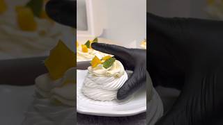 Mini Pavlova Mango y Maracuyá cake pavlova merengue suspiros shortsvideo youtubeshorts [upl. by Znarf140]