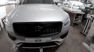 De chrome and fitting black badges on this nice Volvo Xc90 [upl. by Jarid]