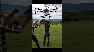 10 litres agriculture spraying drone hand landing 😎 [upl. by Ikciv344]