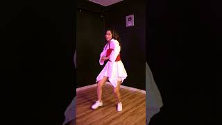 Teri Baaton Mein Aisa Uljha Jiya Dance Shorts trending dance bollywood coversong [upl. by Nitsirc]