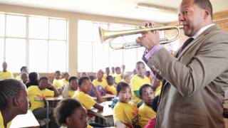 Wynton Teaching improvisation on quotShosholozaquot a Traditional South African Song [upl. by Tahpos]