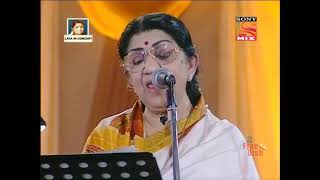 Dil Deewana  Lata Mangeshkar Live Concert An Era In Evening 1997  Maine Pyar Kiya 1989 [upl. by Aiki]