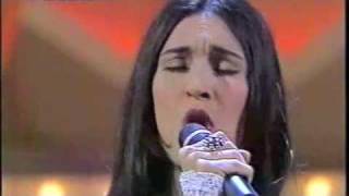 Francesca Schiavo  Amore e guerra  Sanremo 1995m4v [upl. by Stromberg890]