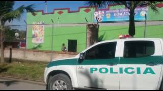 Operativo preventivo en IE Guacacallo [upl. by Arlen516]