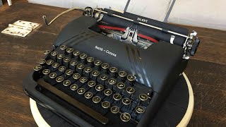 TypewriterMinutes  Typewriter Review 1946 Smith Corona Silent [upl. by Nemhauser]