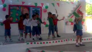 niños bailando mexico de timbiriche [upl. by Aikemal]