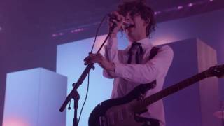 The 1975 vevo GIRLS Live in 1080p HD  Full Song  o2 london uk [upl. by Assilat921]