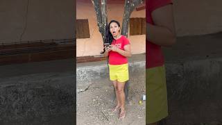 Tem um bebê chorando shortvideos humor canaldecomedia comedyshorts comedy comedia [upl. by Ecirahs]