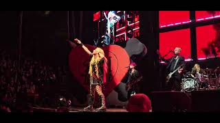 Avril Lavigne  Greatest Hits Tour 2024 live in Vancouver  11  Bite Me [upl. by Aeriela234]