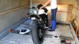 CBR 600rr PC40 No Exhaust [upl. by Cychosz452]